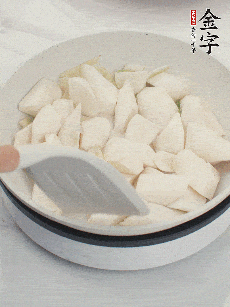 加茭白煸炒。